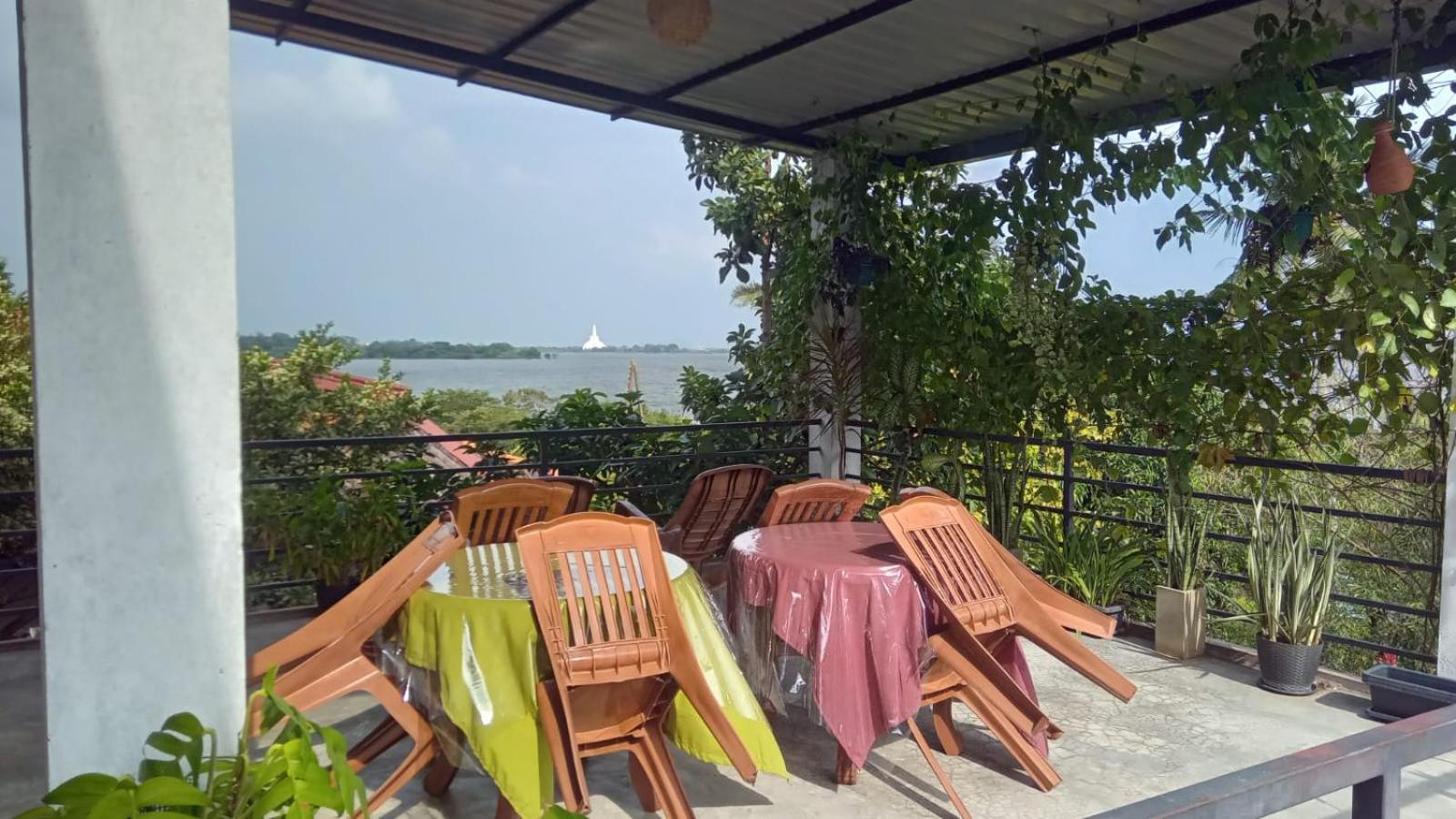 Lake Edge Resort Anuradhapura Exterior foto